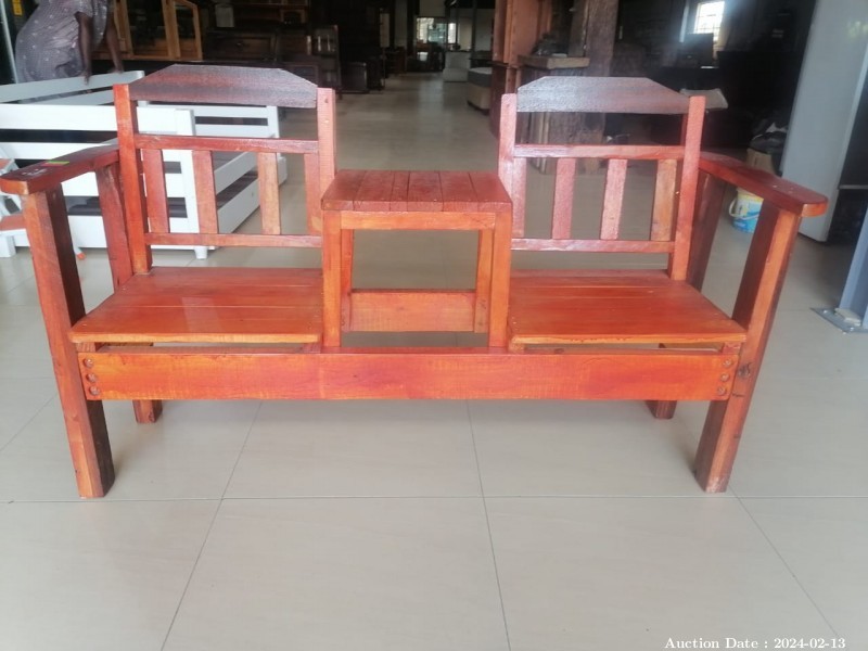 5356 - Lovely Solid Wood Garden Bench Built in Table