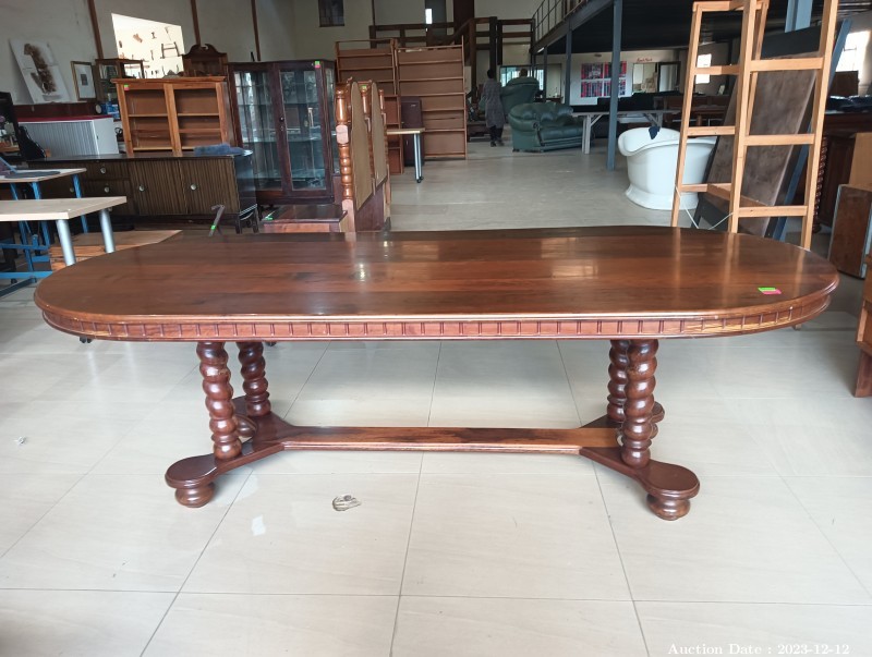 4102 - Solid Wood Dining Room Table 