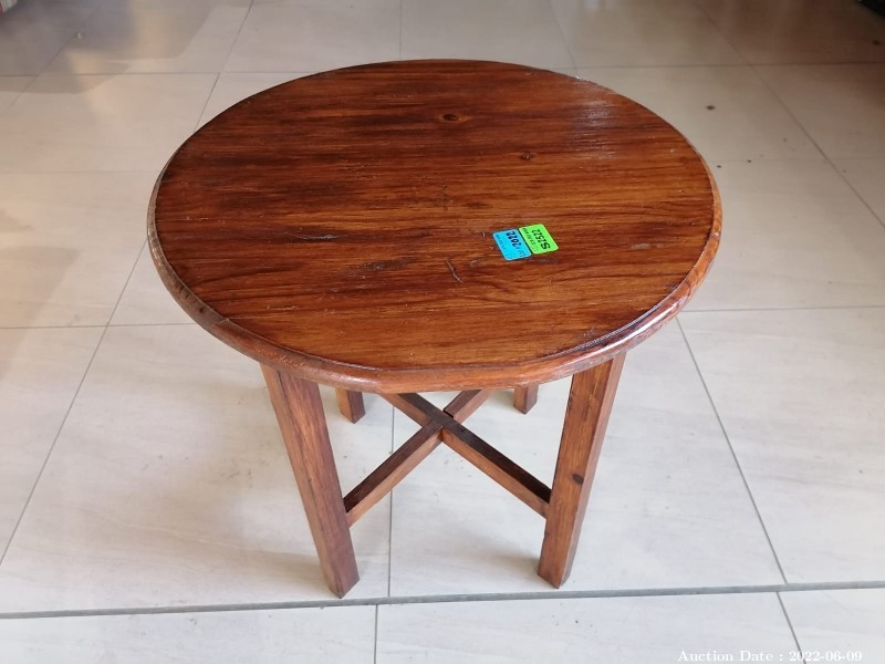 2022 - 1 x Solid Wood Round Side Table
