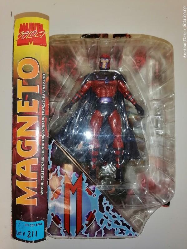 211 Marvel Select Magneto Figurine