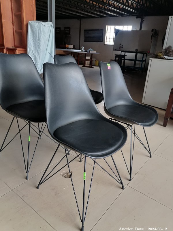 Lot 5836 - Set of 4 Chairs