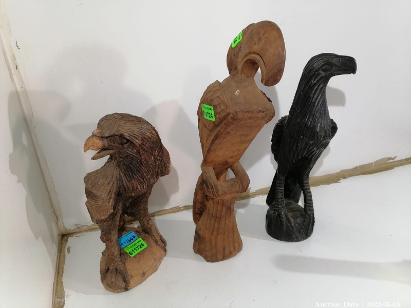 1667 - 3 x Wooden Carvings of Eagles