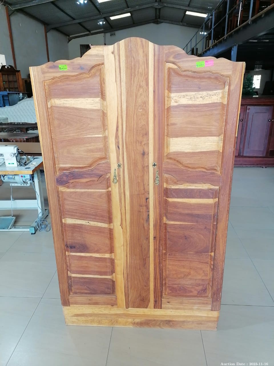 3710 - Solid Wood Cupboard with Hanging of Clothing and Drawers Storage Area