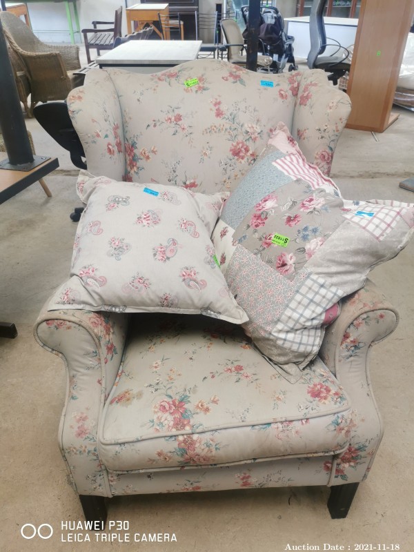 380 - Floral Wingback with Cushions