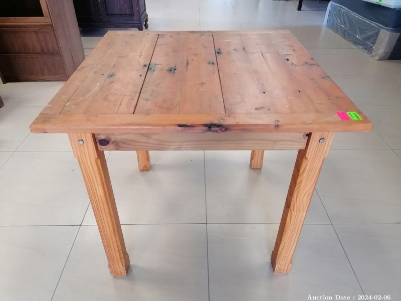 5185 - Solid Wood Square Table