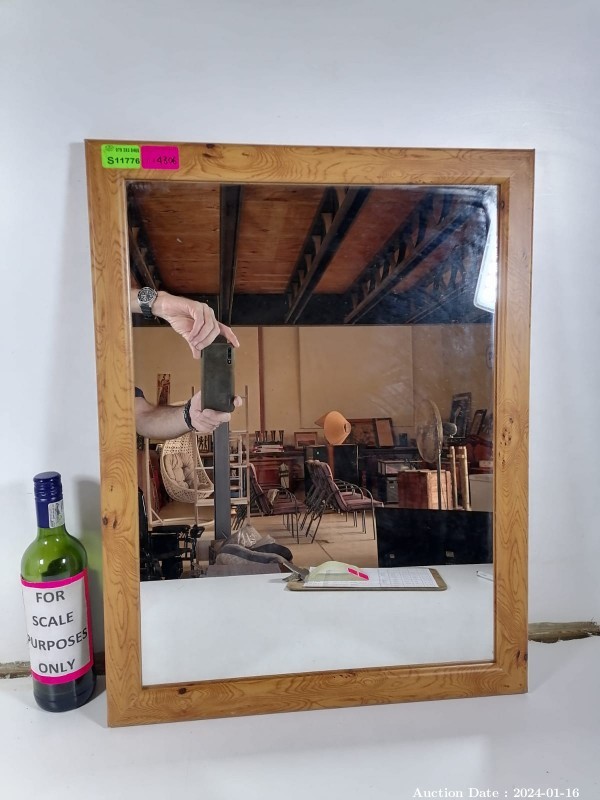 4307 - Beautiful Wooden Framed Mirror