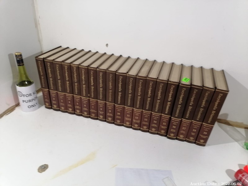 1966 - 19 x Encyclopedia Britannica