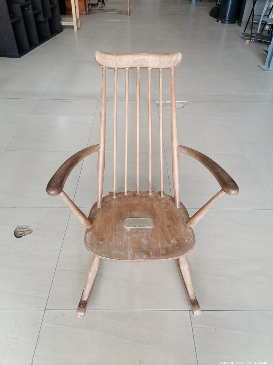 6961- 1x Wooden Rocking Chair 