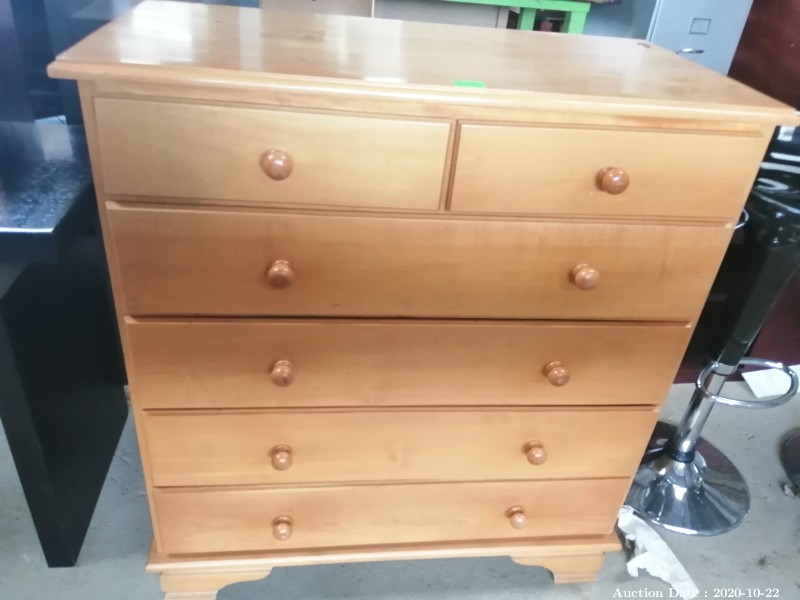 105 Chest Of Drawers