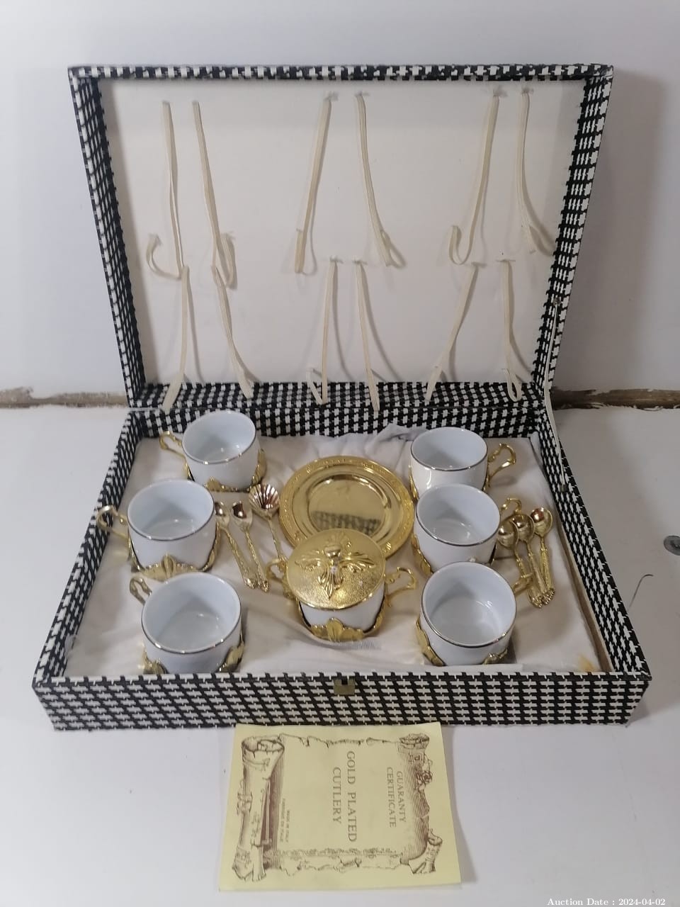 Lot 6313 - Gold Plated Tea-set in Box