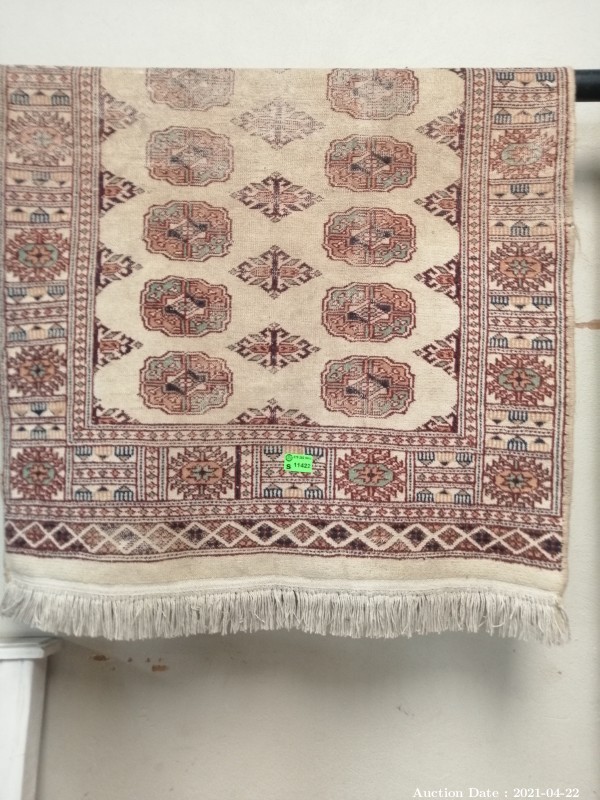 310 Persian Style Carpet
