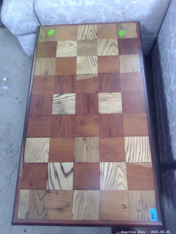 103 Brown Wood Coffee table