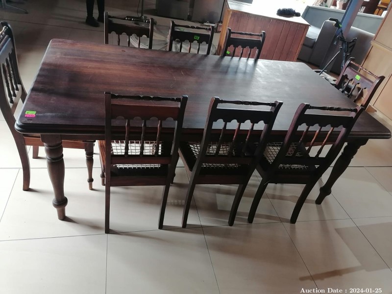 4934 - Stunning Solid Wood Dining Room Table with 8 Wooden and Riempie /Rope Chairs