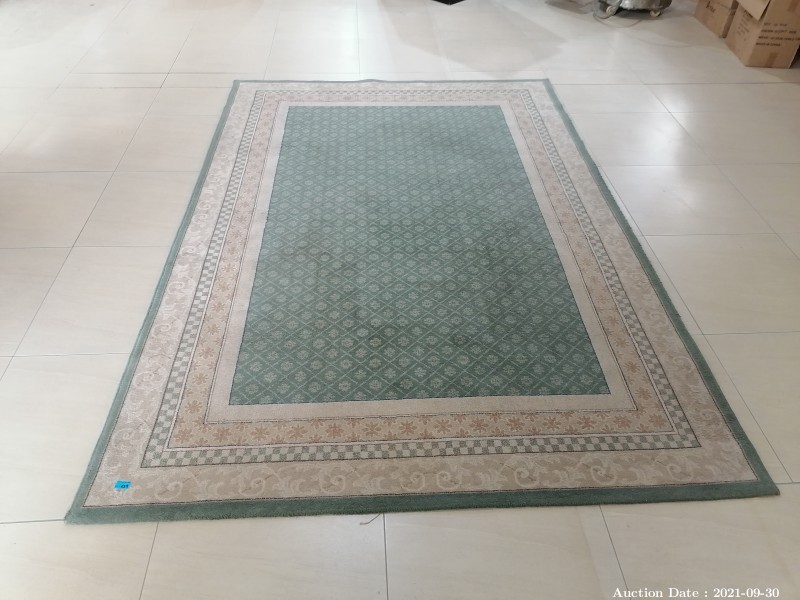 1446 - Large Knotted Carpet