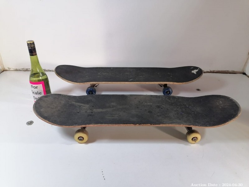 6967- 2x Assorted Skateboards 