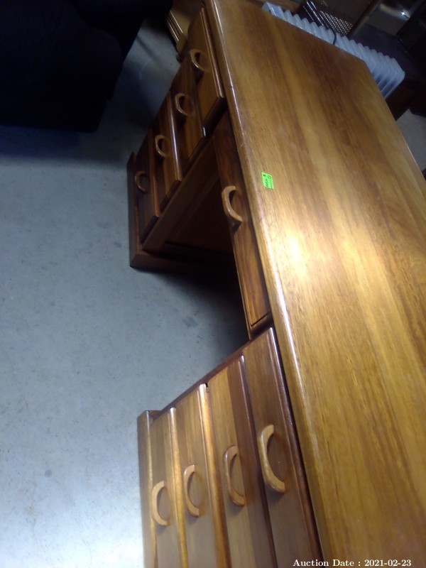 518 Wood Desk