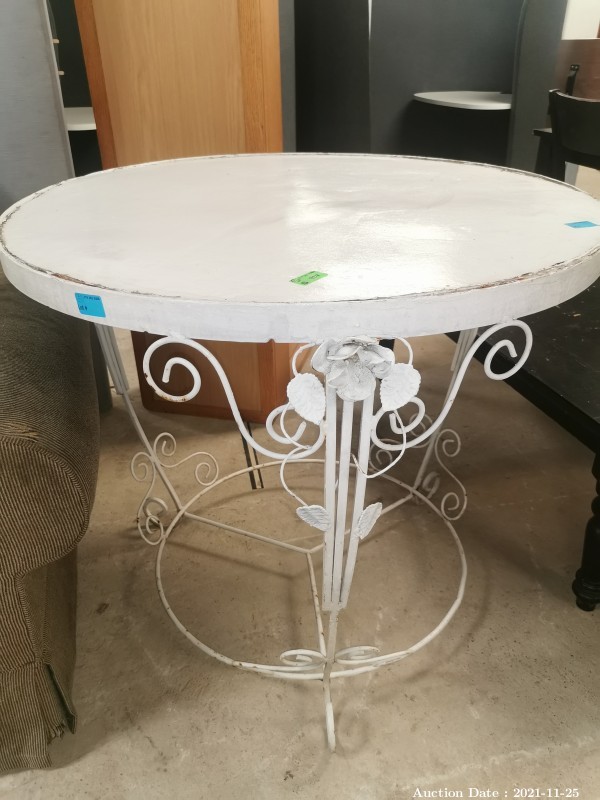 466 - Pretty Wrought Iron Table with Painted Wooden Top