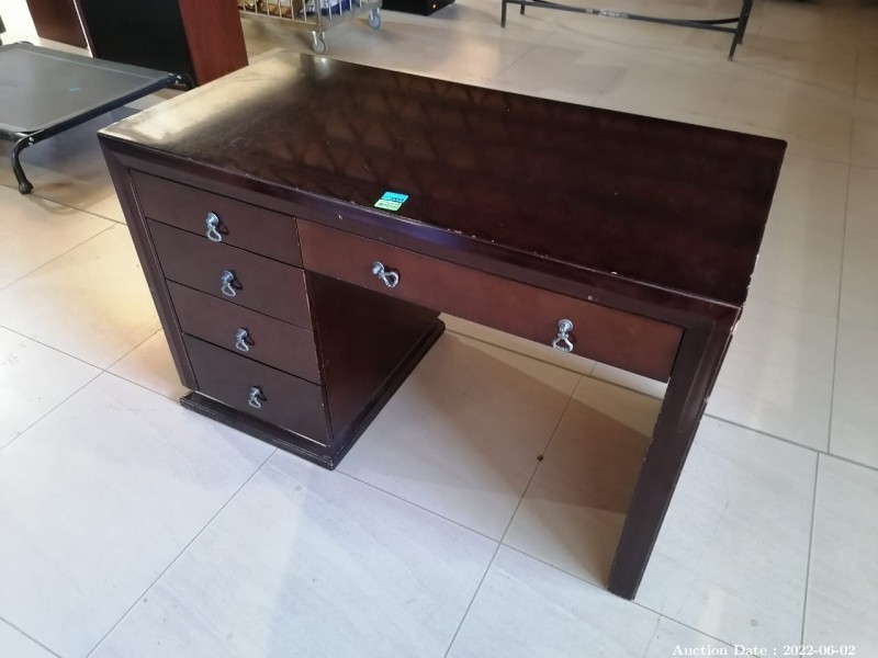 1972 - 1 x Solid Wood Desk with 5 Drawers