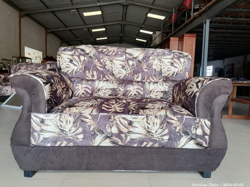 5688 - 2 Seater Upholstered Couch