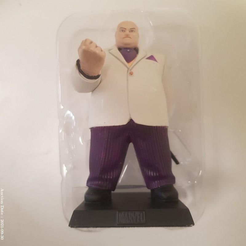 203 - Marvel Collectable Figurine with Magazine - Kingpin