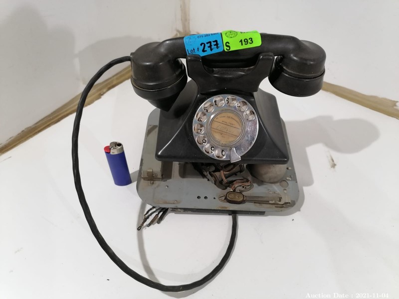 277 - Vintage Ring-Dial Telephone