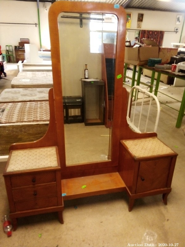 514 Dressing Table