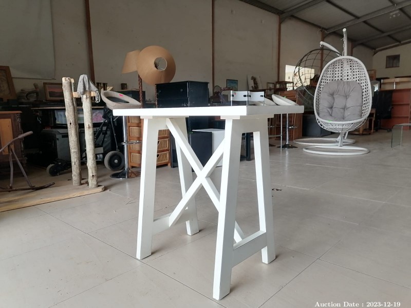4238 - Solid Wood White Table