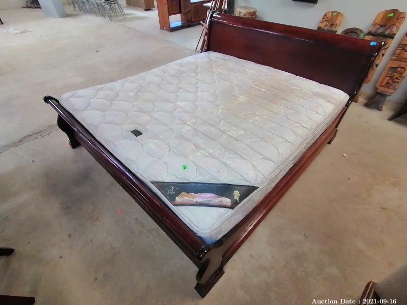 333 - King Size Wooden Sleigh Bed with Mattress