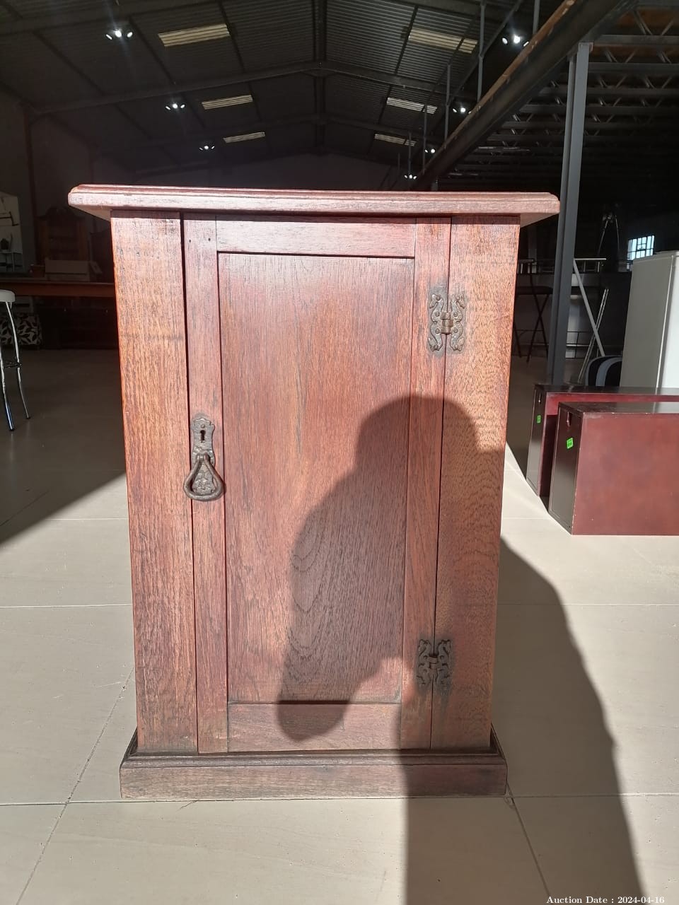 Lot 6614 - 1x Solid Wood Cabinet
