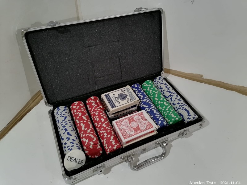 293 - Poker Set in Aluminium Case