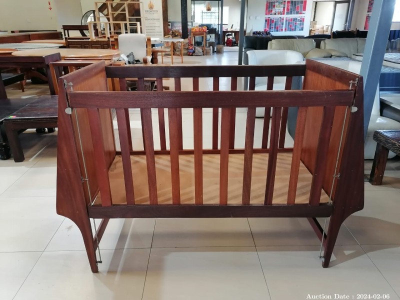 5180 - Wood Baby Crib - No Mattress
