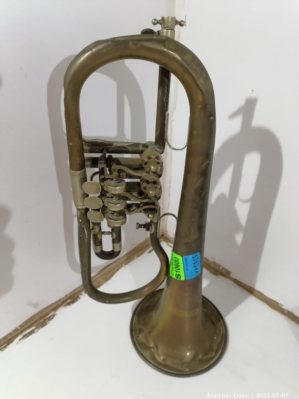 2323 - Antique Trumpet