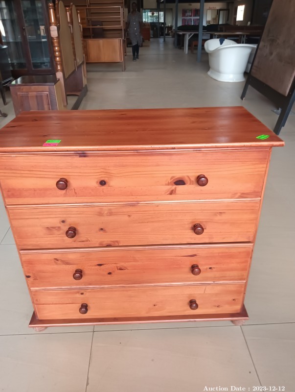 4106 - Solid Wood Chest of Drawers