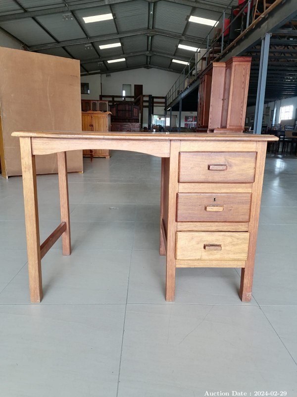 5633 - Solid Wood Desk with Drawers