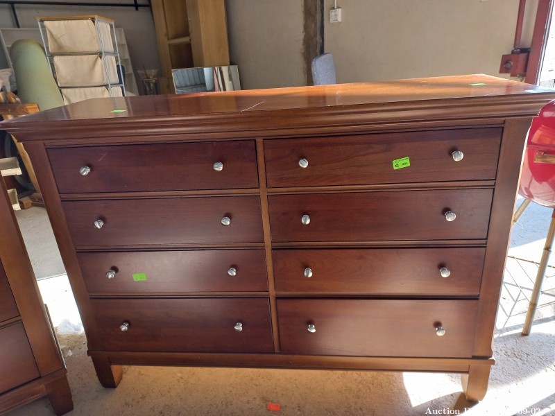605 - Magnificent Dresser - Drexel Heritage Collection, Thomasville USA (Matches Lot 606)