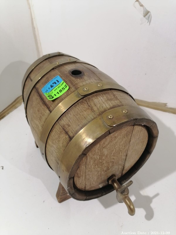 691 - Ornamental Wine Barrel