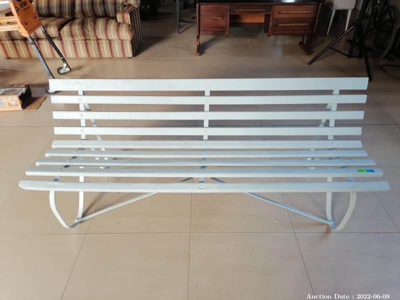 2025 - 1 x Garden Bench, metal frame with wooden slats