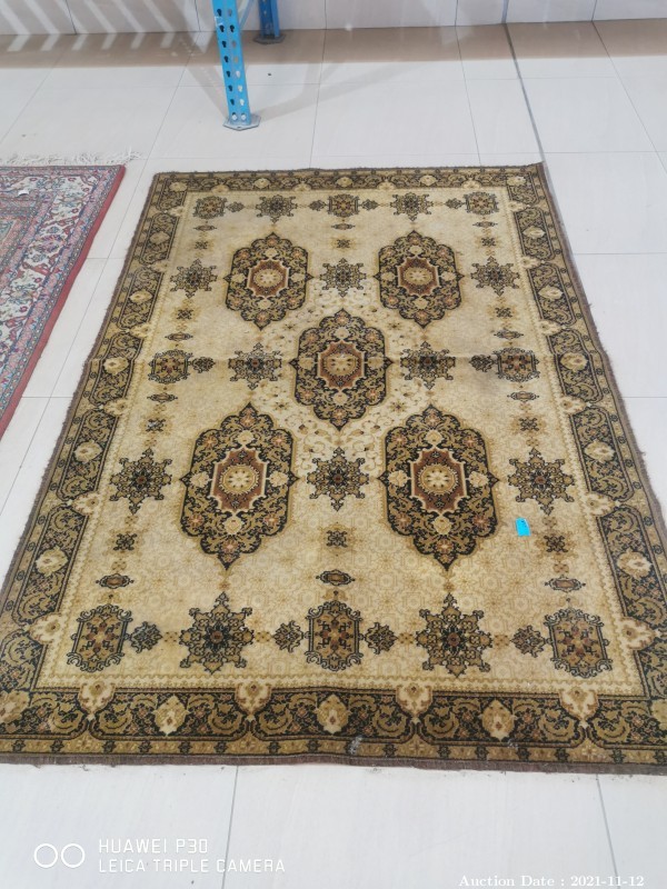 330 - Persian Style carpet