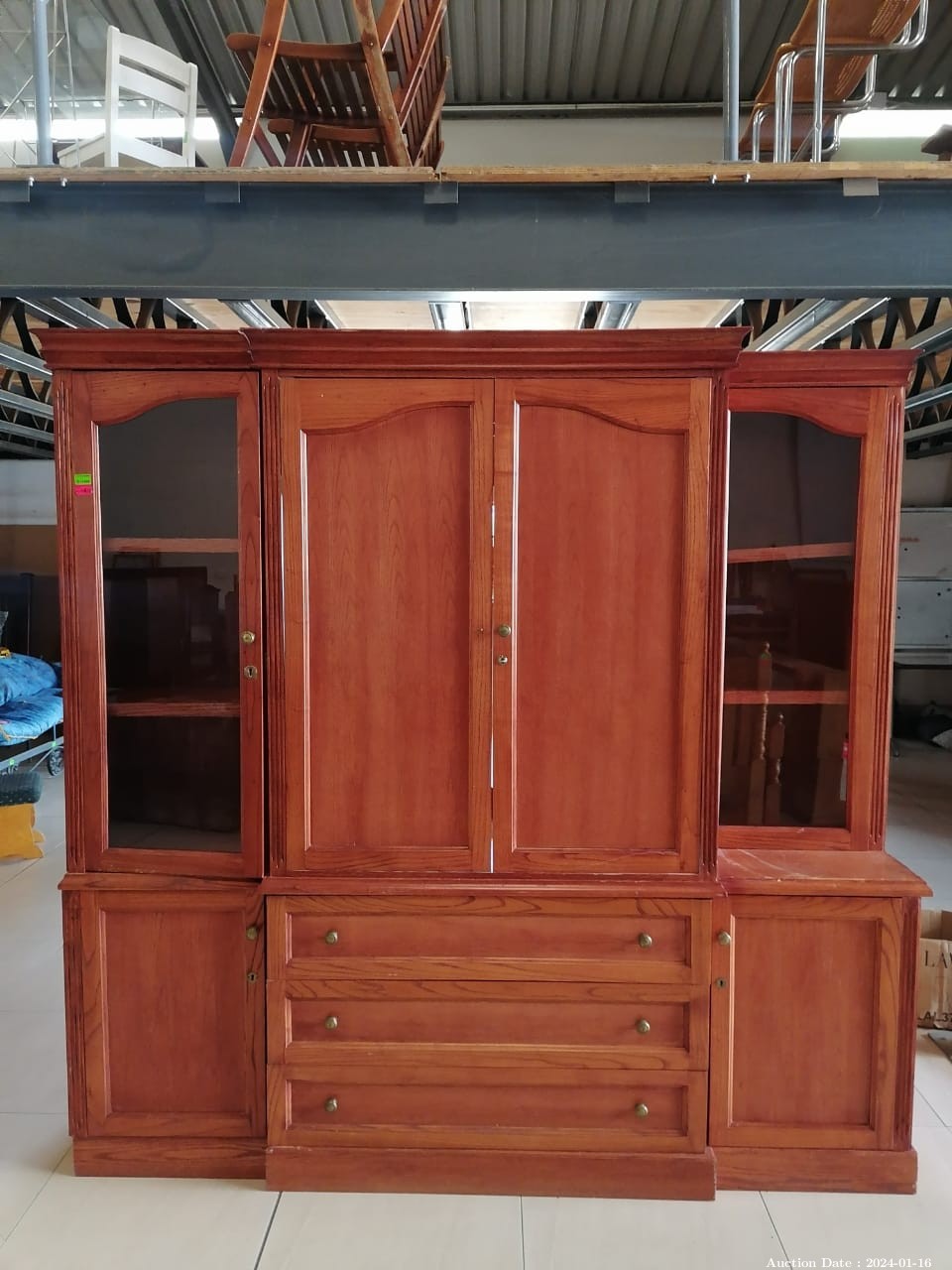 4960 - TV Cabinet with Display and Storage Area