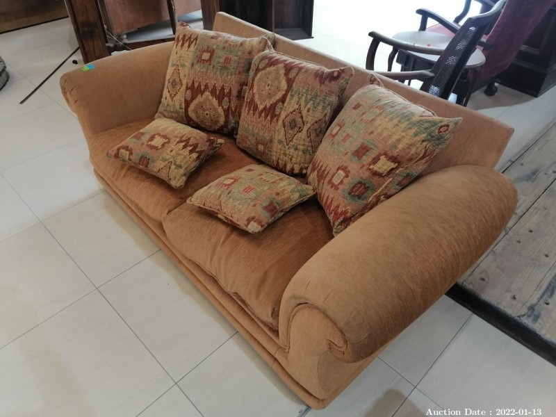 375 - Beautiful 2-Seater Wetherly Couch with Cushions