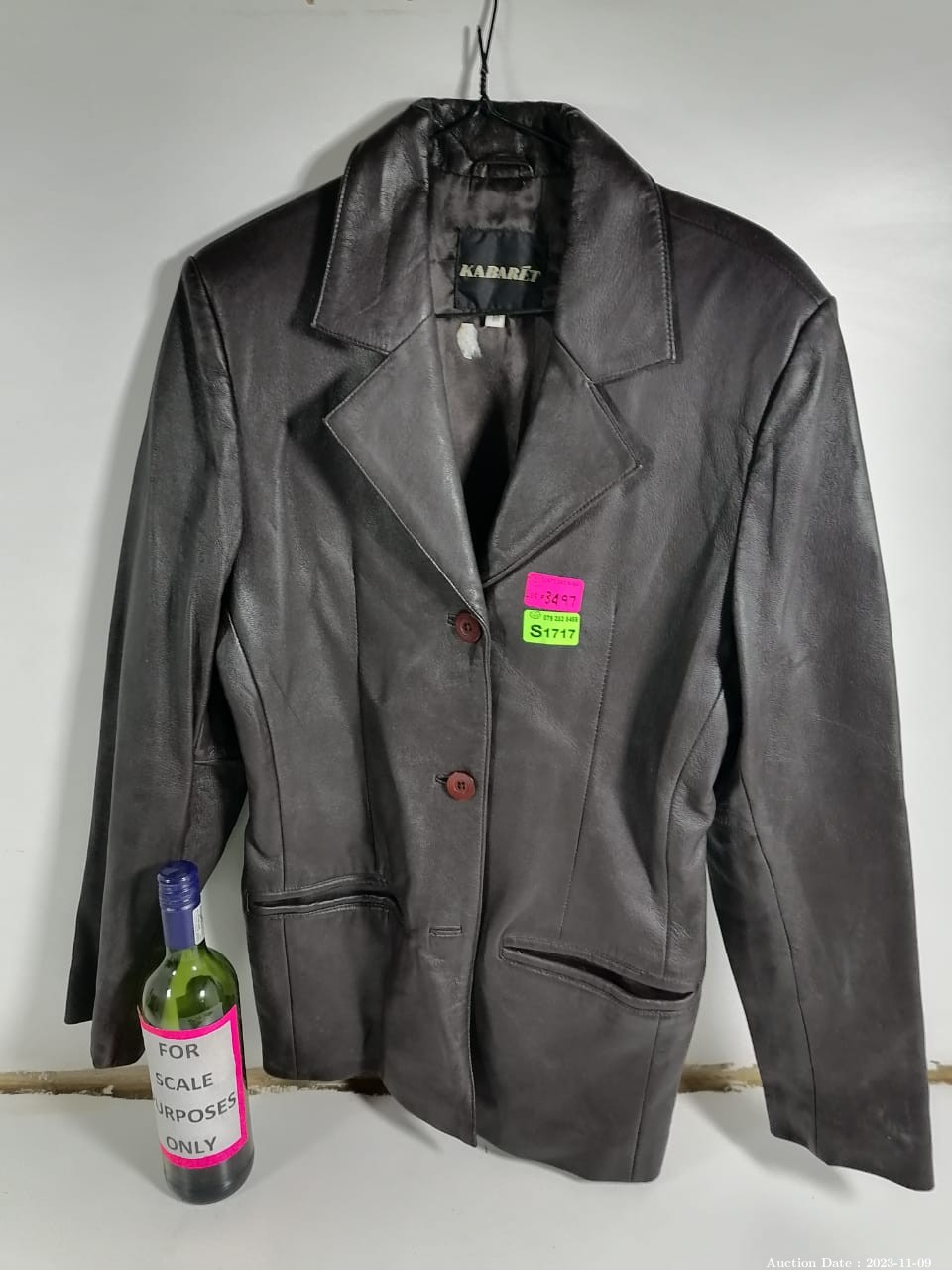 3834 - Kabaret Mens Leather Jacket - Size:  Medium