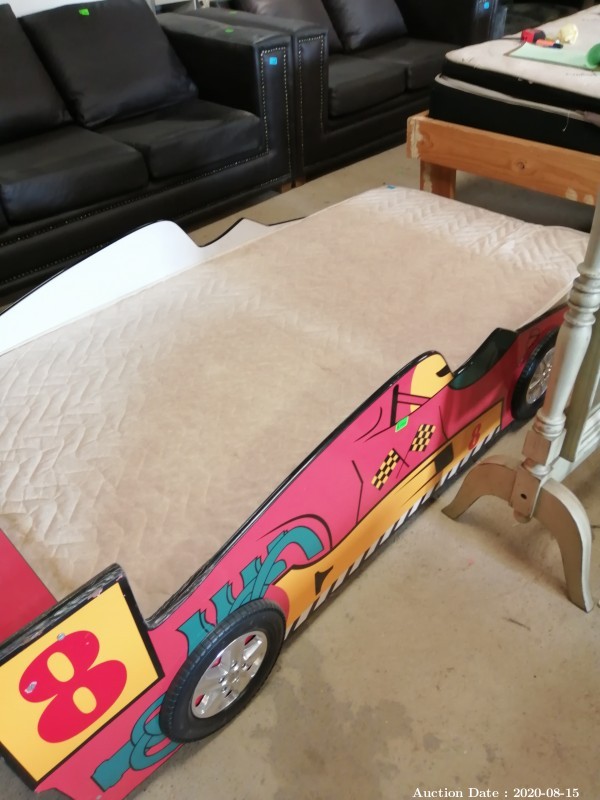 523 Kids Racing Car Bed