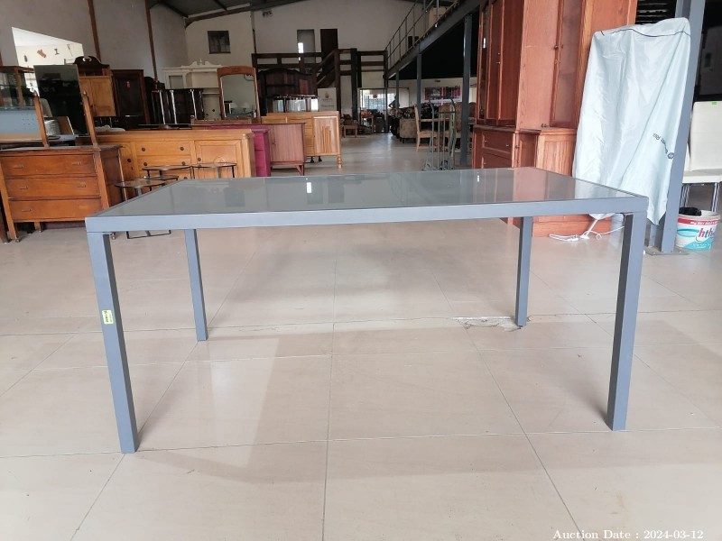 Lot 5833 - Minimalistic Glass and Metal Table