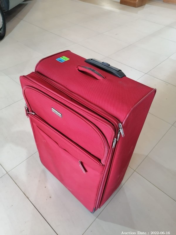 2097 - 1 x Stratic Medium Size Suitcase