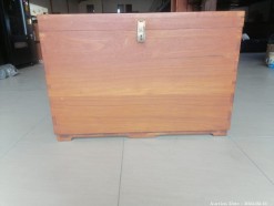 Description 5482 - Amazing Solid Wood Storage Box with Decorative Handles