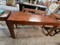 Description 1007 Wooden Desk / Side Table