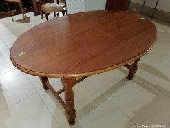Description 248 - Solid Wood Oval Table