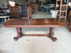 Description 4102 - Solid Wood Dining Room Table 