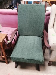 Description 103 Rocking Chair