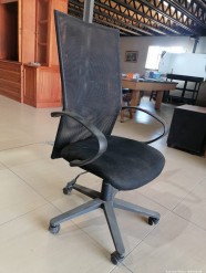 Description 5520 - Office Chair on Wheels